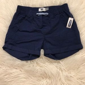 NWT old navy girls navy shorts. Size 10/12